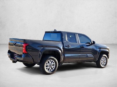 Used 2024 Toyota Tacoma SR5 image 5