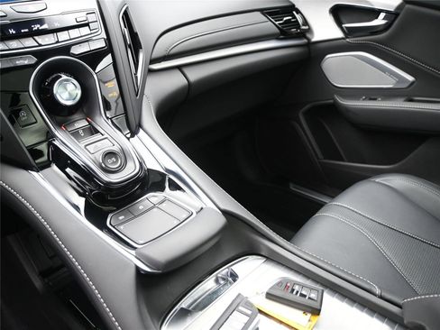 Certified 2023 Acura RDX AWD w/ Technology Package image 5