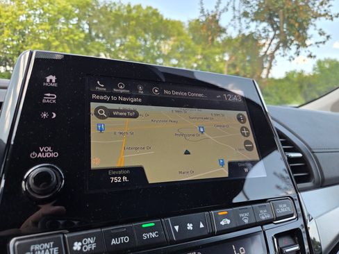 Used 2021 Honda Odyssey Touring image 21