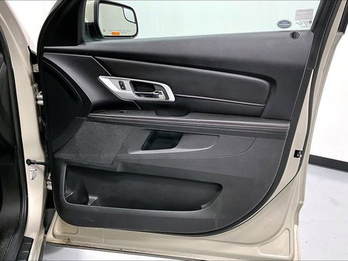 Used 2014 GMC Terrain SLE image 22