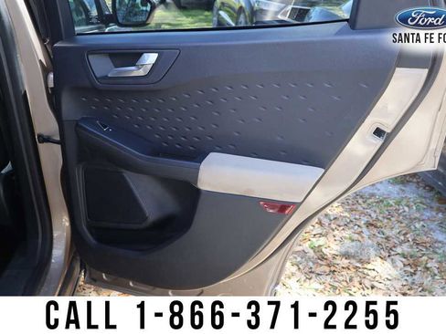 Used 2024 Ford Edge SEL image 19
