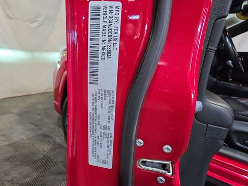 Used 2022 Jeep Compass Limited AWD/4WD image 25