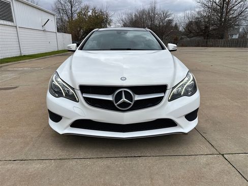 Used 2014 Mercedes-Benz E 350 4MATIC Coupe image 24