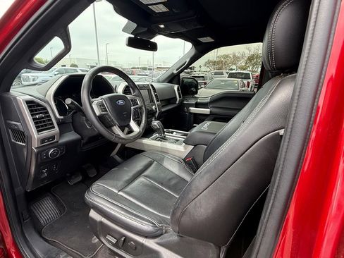 Used 2020 Ford F150 Lariat w/ Equipment Group 502A Luxury AWD/4WD image 15