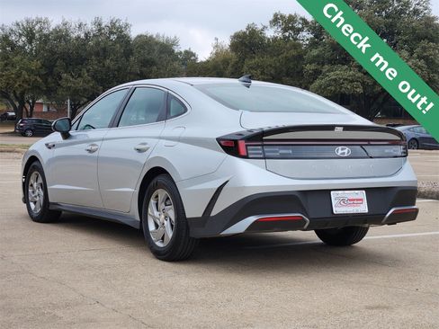 Used 2025 Hyundai Sonata SE image 4