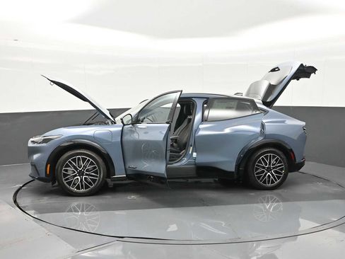 New 2024 Ford Mustang Mach-E Premium image 37