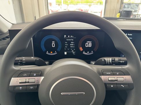 Used 2025 Hyundai Sonata SE image 12