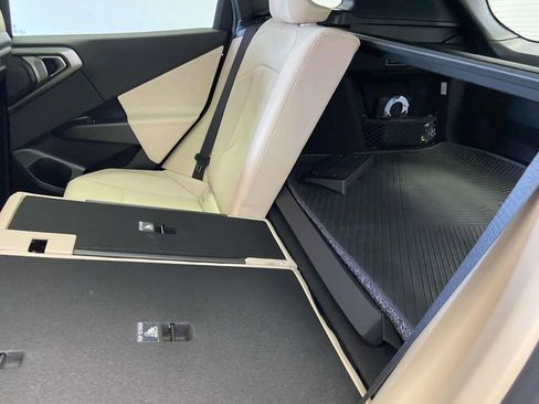 Used 2026 BMW X3 xDrive30 w/ Convenience Package image 16