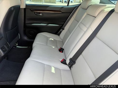 Used 2013 Lexus ES 350 350 w/ Premium Pkg image 28