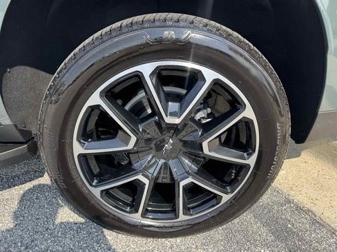 Used 2026 Chevrolet Tahoe RST w/ Comfort Package RWD image 36