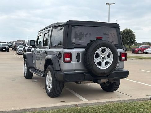 Used 2021 Jeep Wrangler Unlimited Sport AWD/4WD image 7