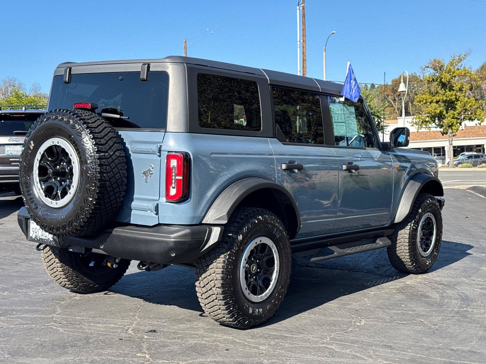 Used 2024 Ford Bronco Badlands AWD/4WD image 13