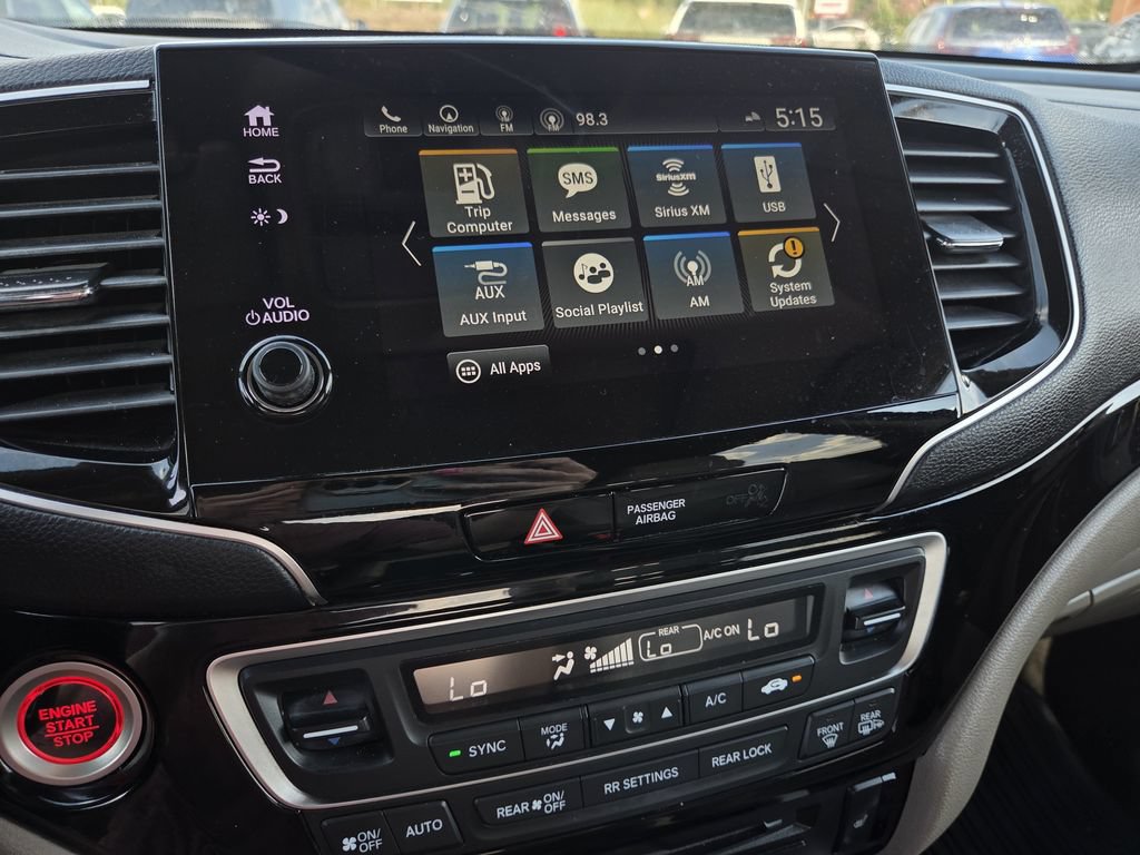 Used 2022 Honda Pilot Touring image 11