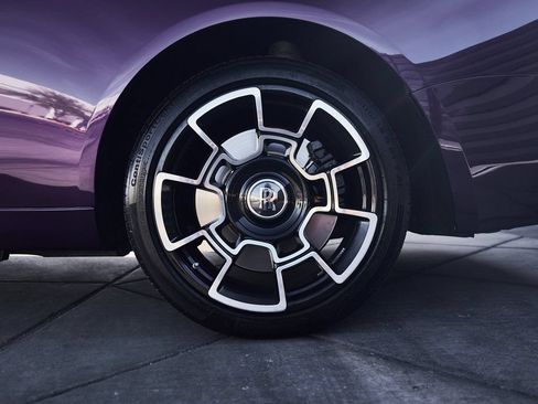 Used 2020 Rolls-Royce Wraith RWD image 13