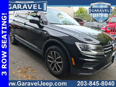 Used 2020 Volkswagen Tiguan SE w/ Panoramic Sunroof Package