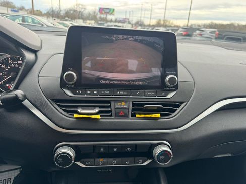 Used 2020 Nissan Altima 2.5 S image 14