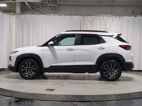 Used 2023 Chevrolet TrailBlazer ACTIV image 11
