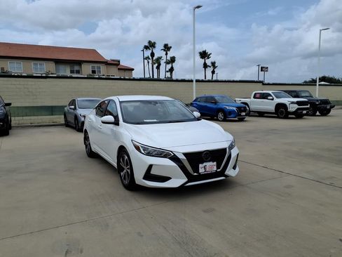 Used 2023 Nissan Sentra SV FWD image 10