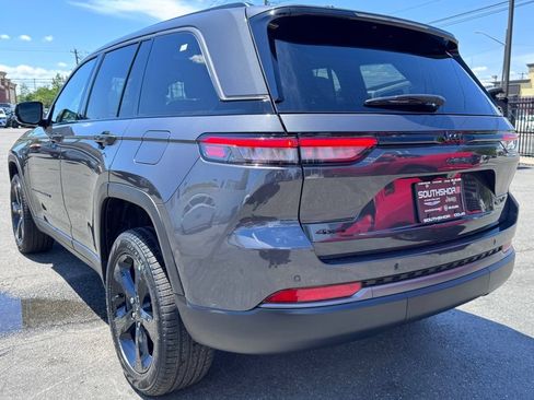 New 2026 Jeep Grand Cherokee Limited AWD/4WD image 5
