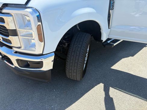 Used 2025 Ford F250 XLT AWD/4WD image 57
