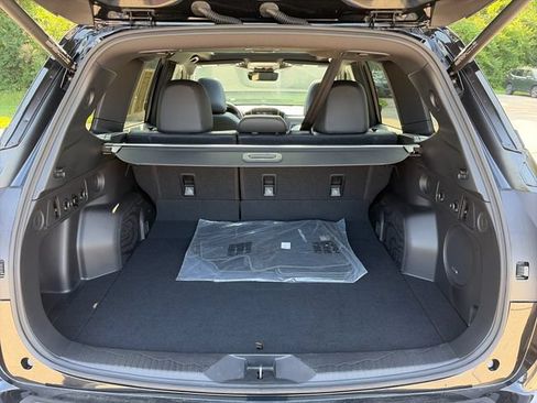 Certified 2025 Subaru Forester Limited AWD/4WD image 21