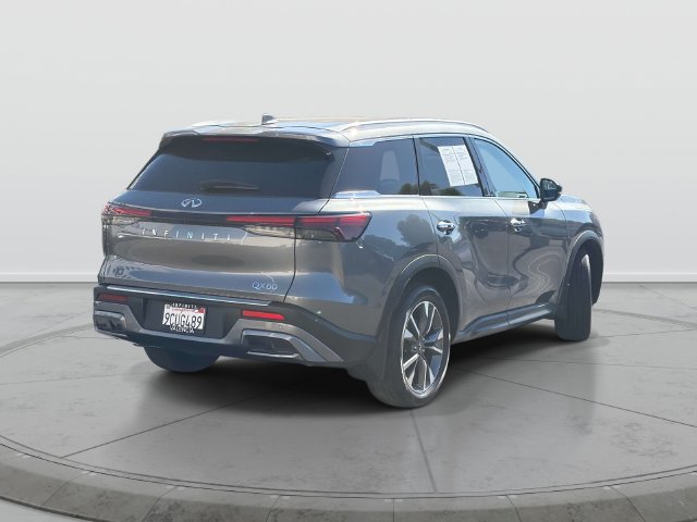 Certified 2022 INFINITI QX60 Luxe w/ Cargo Package FWD image 4