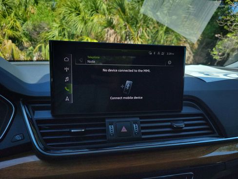 Certified 2023 Audi Q5 e Premium Plus AWD/4WD image 24