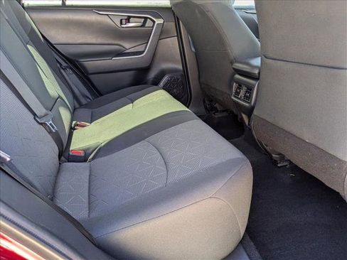 Certified 2021 Toyota RAV4 XLE image 18