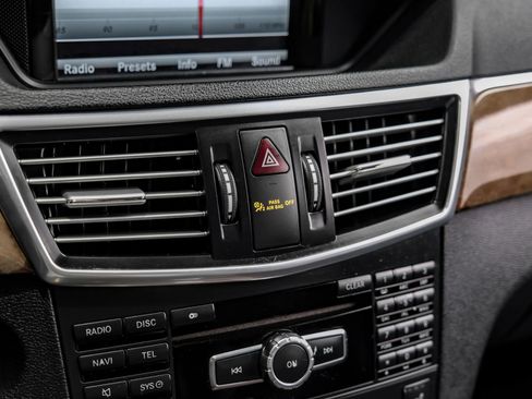 Used 2013 Mercedes-Benz E 350 4MATIC Sedan w/ Premium 1 Pkg image 30