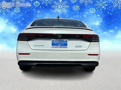 Used 2024 Honda Accord Sport image 5