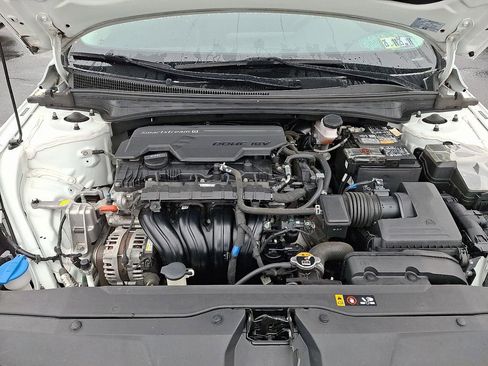 Used 2023 Hyundai Elantra SEL image 28