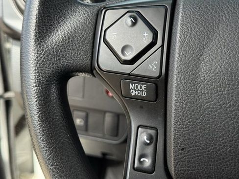 Used 2021 Toyota Tacoma SR RWD image 13
