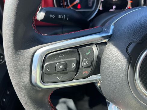 Used 2023 Jeep Wrangler Unlimited Rubicon AWD/4WD image 16