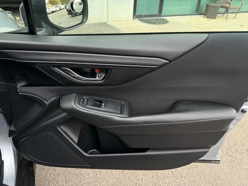 Used 2020 Subaru Outback Premium image 17