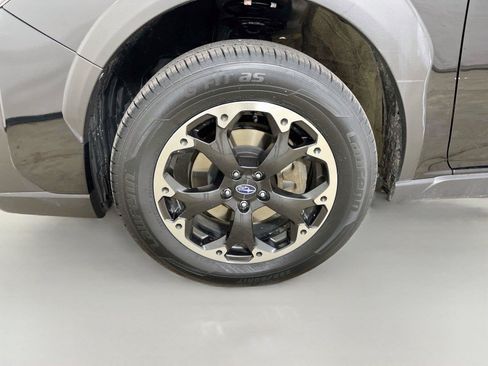 Used 2023 Subaru Crosstrek 2.0i Premium AWD/4WD image 29