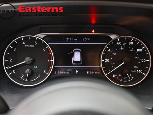 Used 2023 Nissan Rogue S AWD/4WD image 17