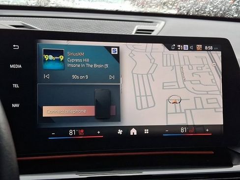 Used 2024 BMW X1 xDrive28i w/ Premium Package image 3