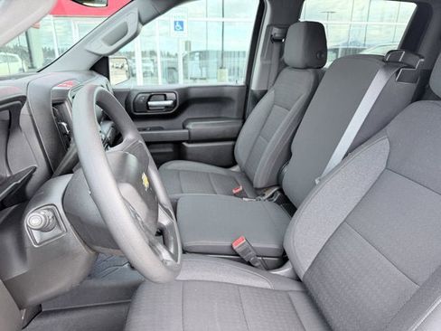 Used 2025 Chevrolet Silverado 1500 Custom w/ Turbomax Blackout Package image 17