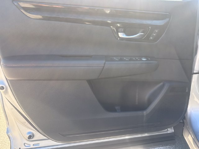 Used 2024 Honda CR-V Sport Touring image 9