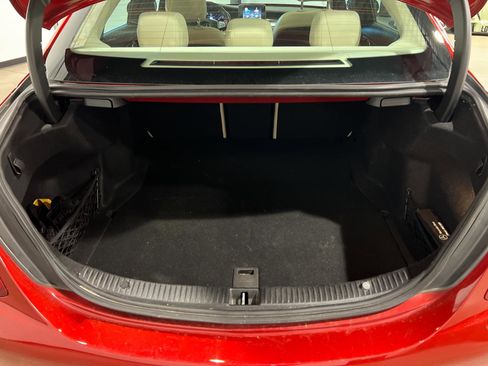 Used 2018 Mercedes-Benz C 300 4MATIC Sedan image 32