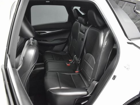 Used 2023 INFINITI QX50 Sport image 31