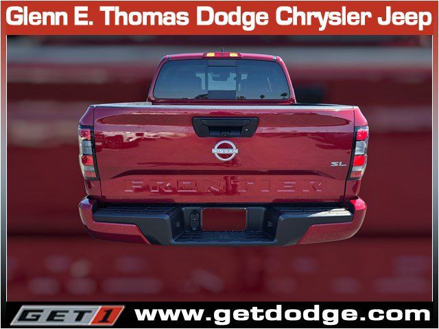 Used 2024 Nissan Frontier SL RWD image 8