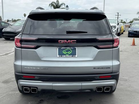 Certified 2025 GMC Acadia Elevation AWD/4WD image 3
