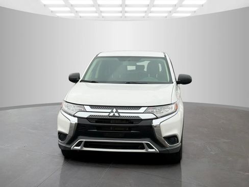 Used 2019 Mitsubishi Outlander ES image 10