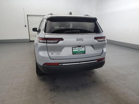 Used 2022 Jeep Grand Cherokee L Laredo w/ Luxury Tech Group I image 6