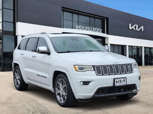 Used 2021 Jeep Grand Cherokee Overland AWD/4WD image 3