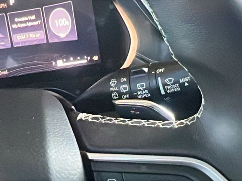 Used 2021 Jeep Grand Cherokee L Limited image 35