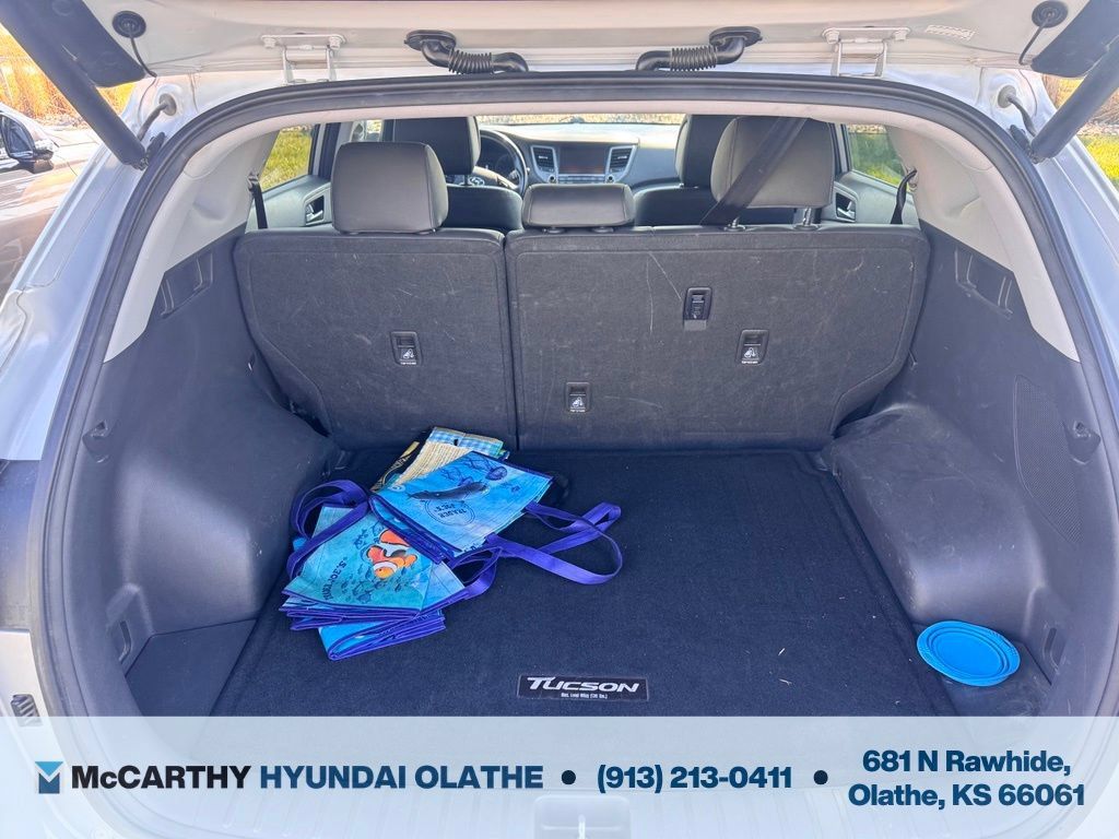 Used 2017 Hyundai Tucson Limited AWD/4WD image 12