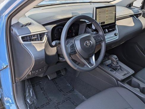 Used 2026 Toyota Corolla Cross LE w/ Moonroof Package FWD image 10