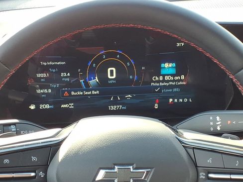 Certified 2025 Chevrolet Equinox RS image 11